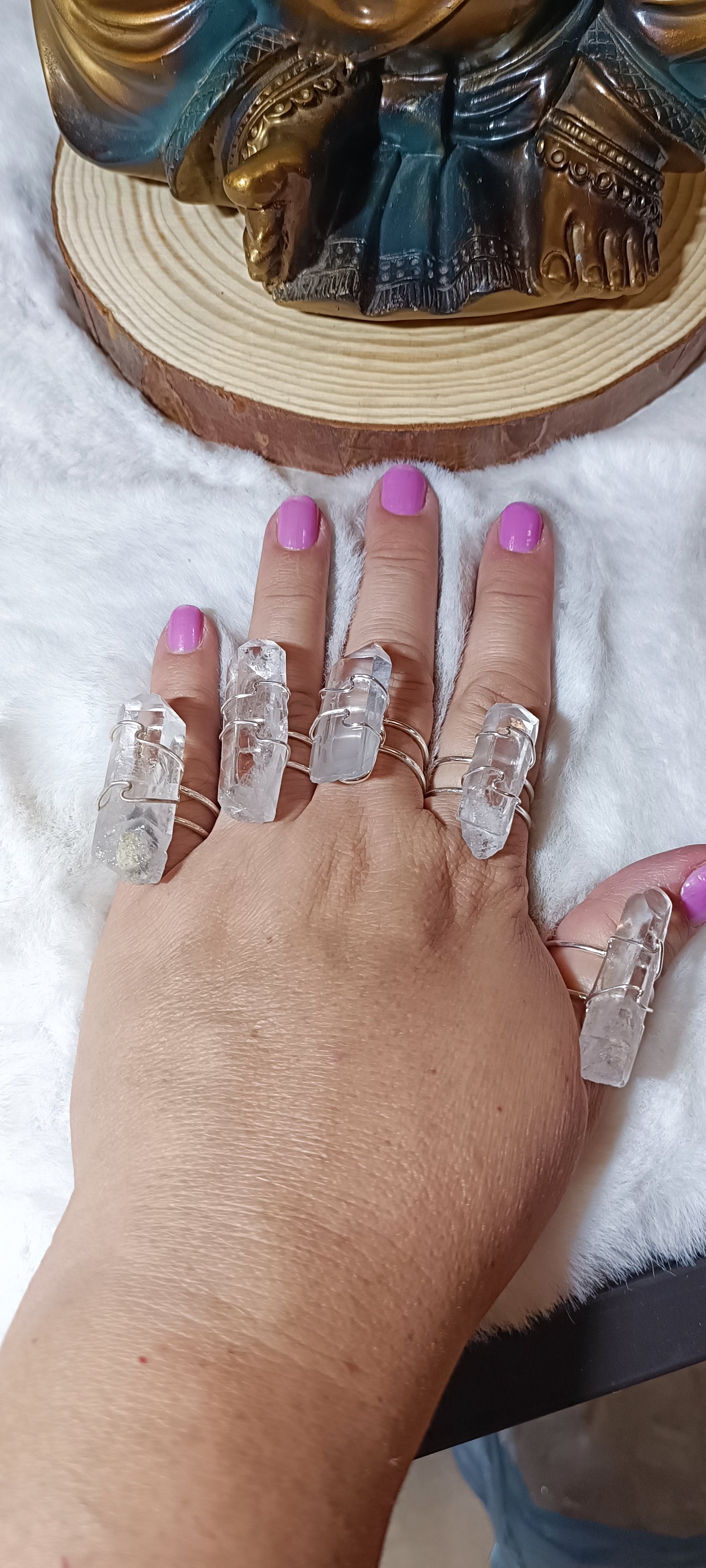 Anillo de Punta de Cuarzo Cristal de Roca