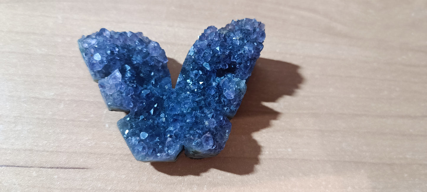 Drusa de Amatista forma de Mariposa.